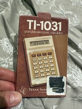 New TI-31 Texas Instruments calculator vintage 80’s